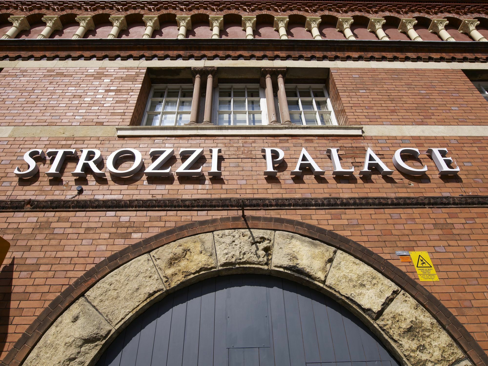 Strozzi Palace Suites By Mansley Cheltenham Exterior foto